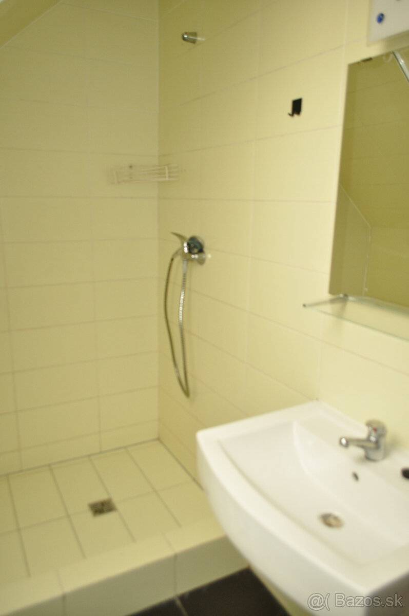 Byt 2+1 centrum, Spišská Nová Ves - 10
