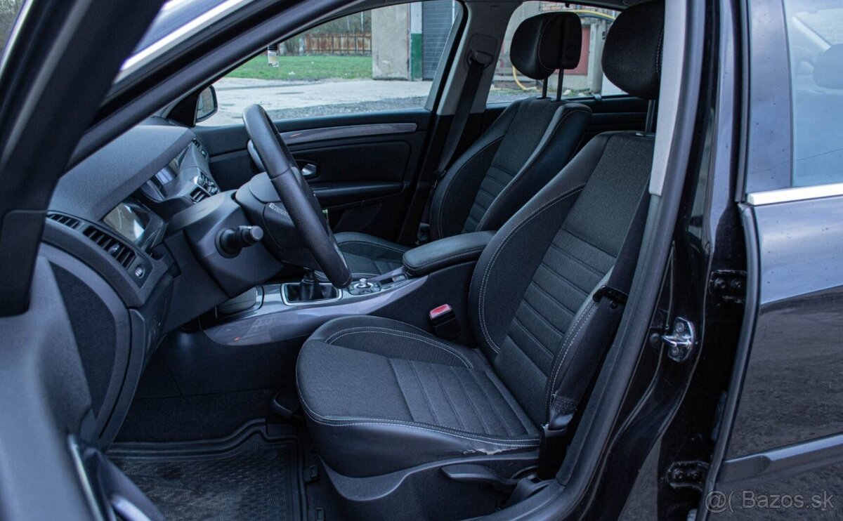 Renault Laguna 2.0 dCi 4control - 10