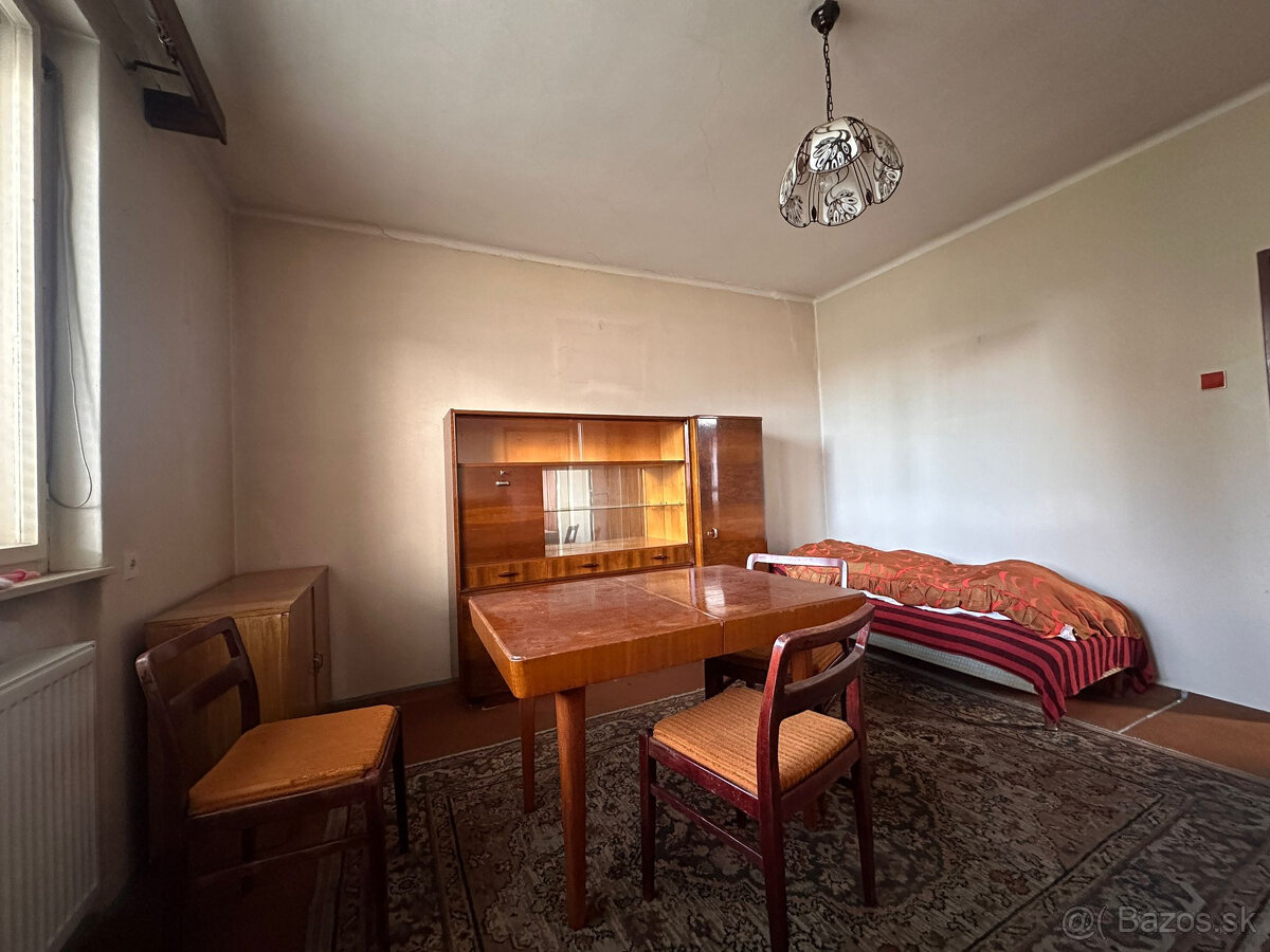 Jedinečný domček v Predajnej - 10