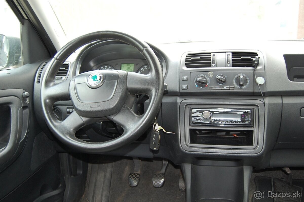 Škoda Roomster - 10