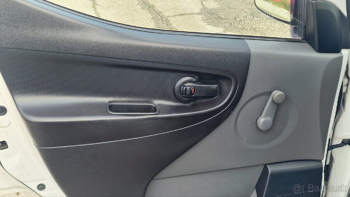 Nissan NV200 5 miestne 1,5Dci 66kw - 10