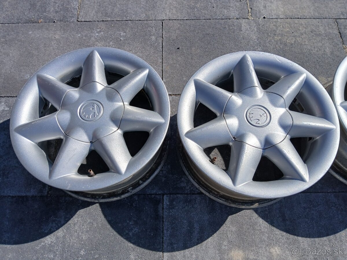 Felicia 4x100 R13 - 10