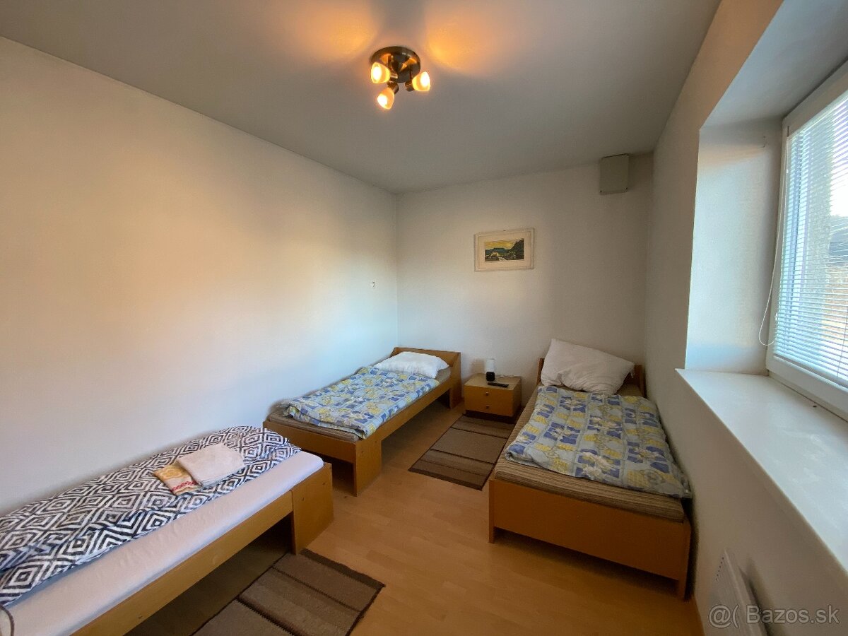 POZOR ,podstatné zníženie ceny, bývajte alebo podnikajte v r - 10