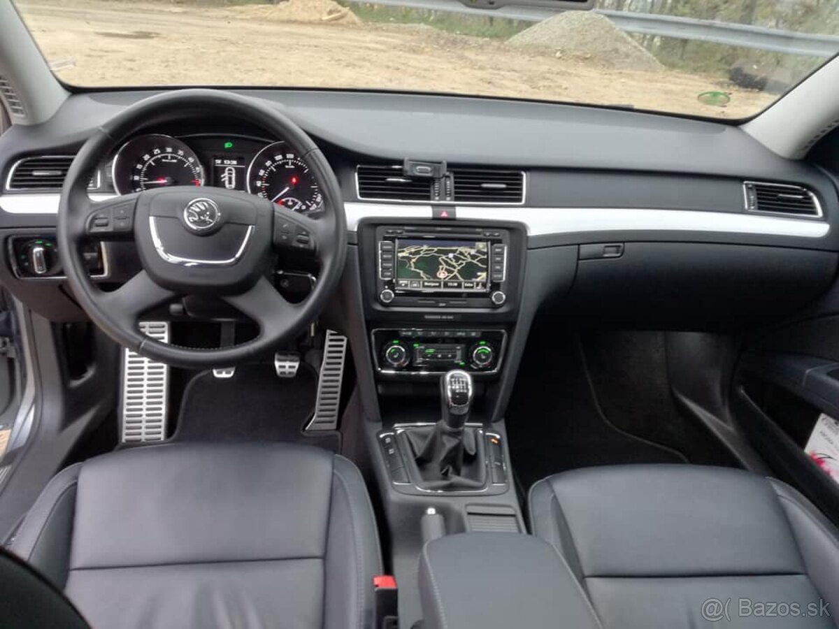 PEDALE NASLAPY NA PEDALE SPORTOVE PEDALE - 10