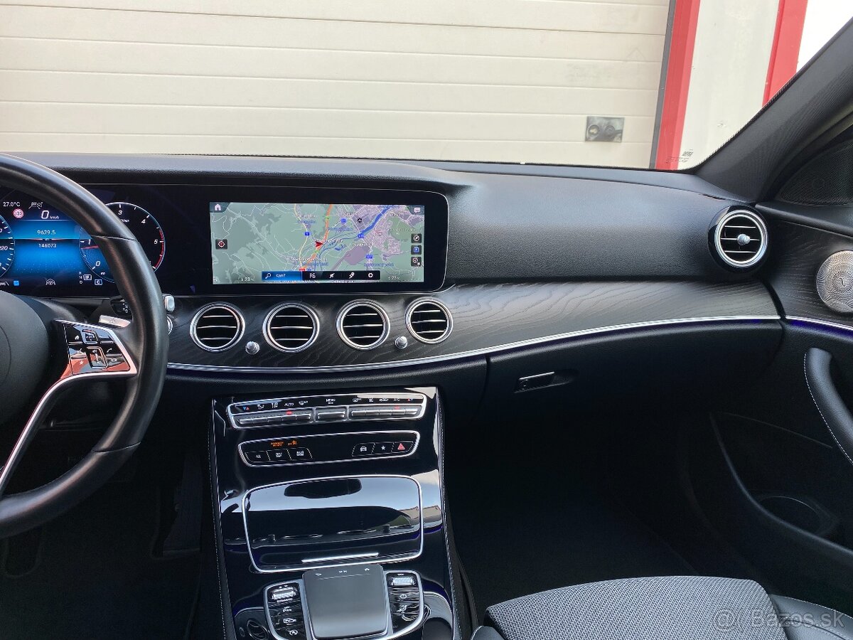 Mercedes-Benz E trieda Kombi 220 d 4MATIC A/T DPH - 10