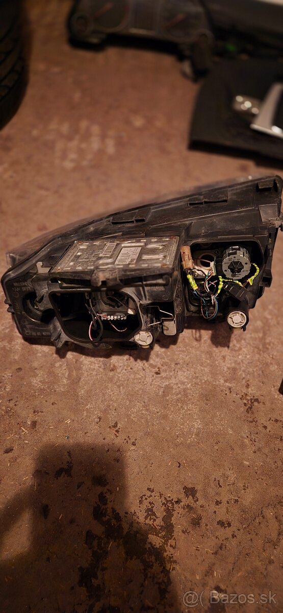 Predám diely z Audi a4 b6/b7 avant(combi) - 10