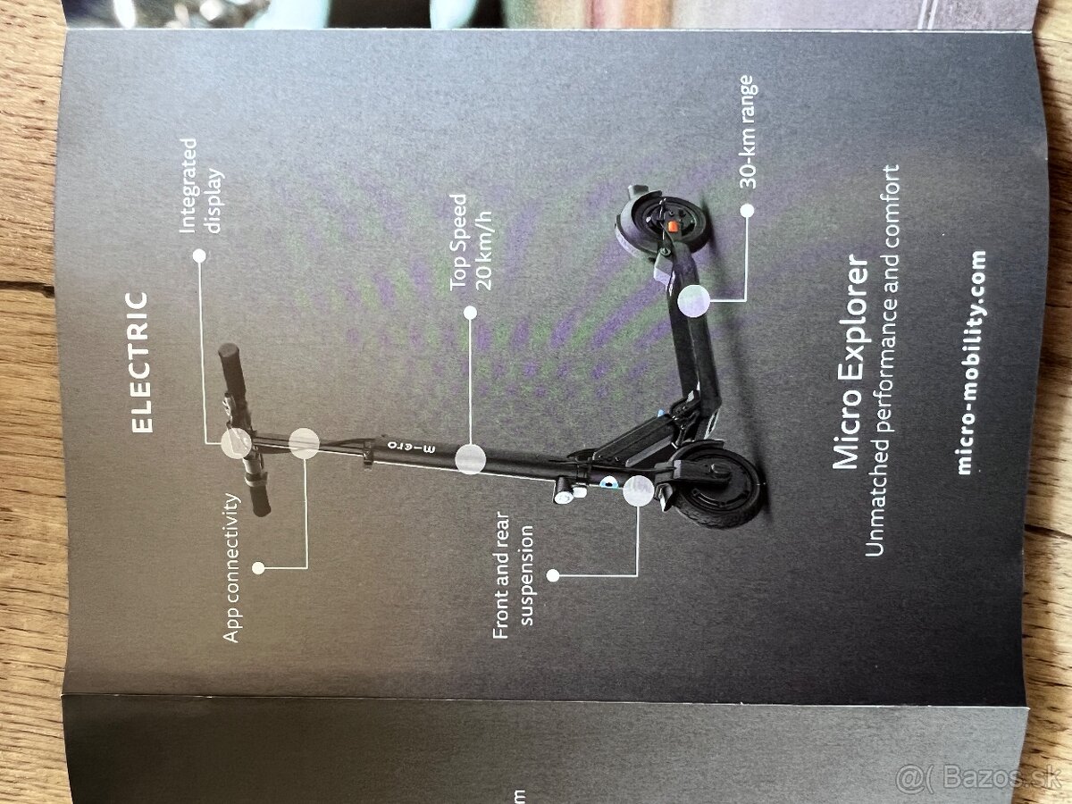 Elektrická kolobežka Micro Merlin X4 Black - 10