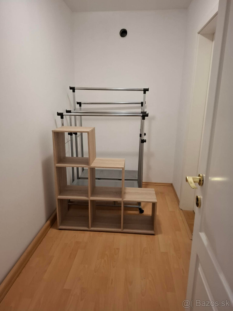 Prenájom 4 izbový byt Zlaté Moravce - 10