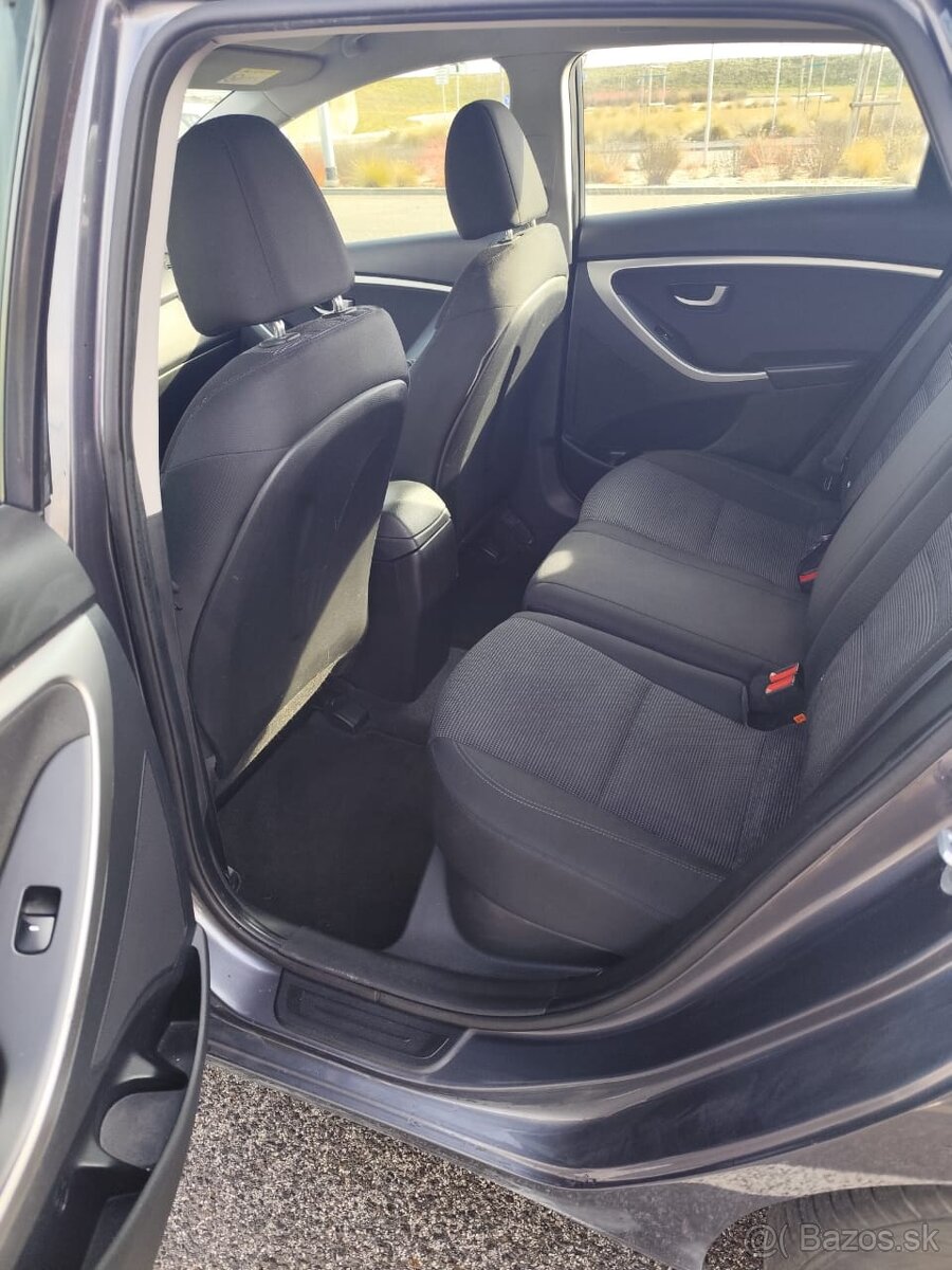 Hyundai i30 TOP STAV - 10