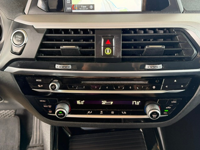 BMW X3 xDrive30d A/T Automat 4x4 - 10