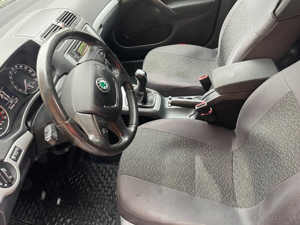 Predám Škoda octavia2 fl 1,6tdi 77kw cayc r.v2012 - 10