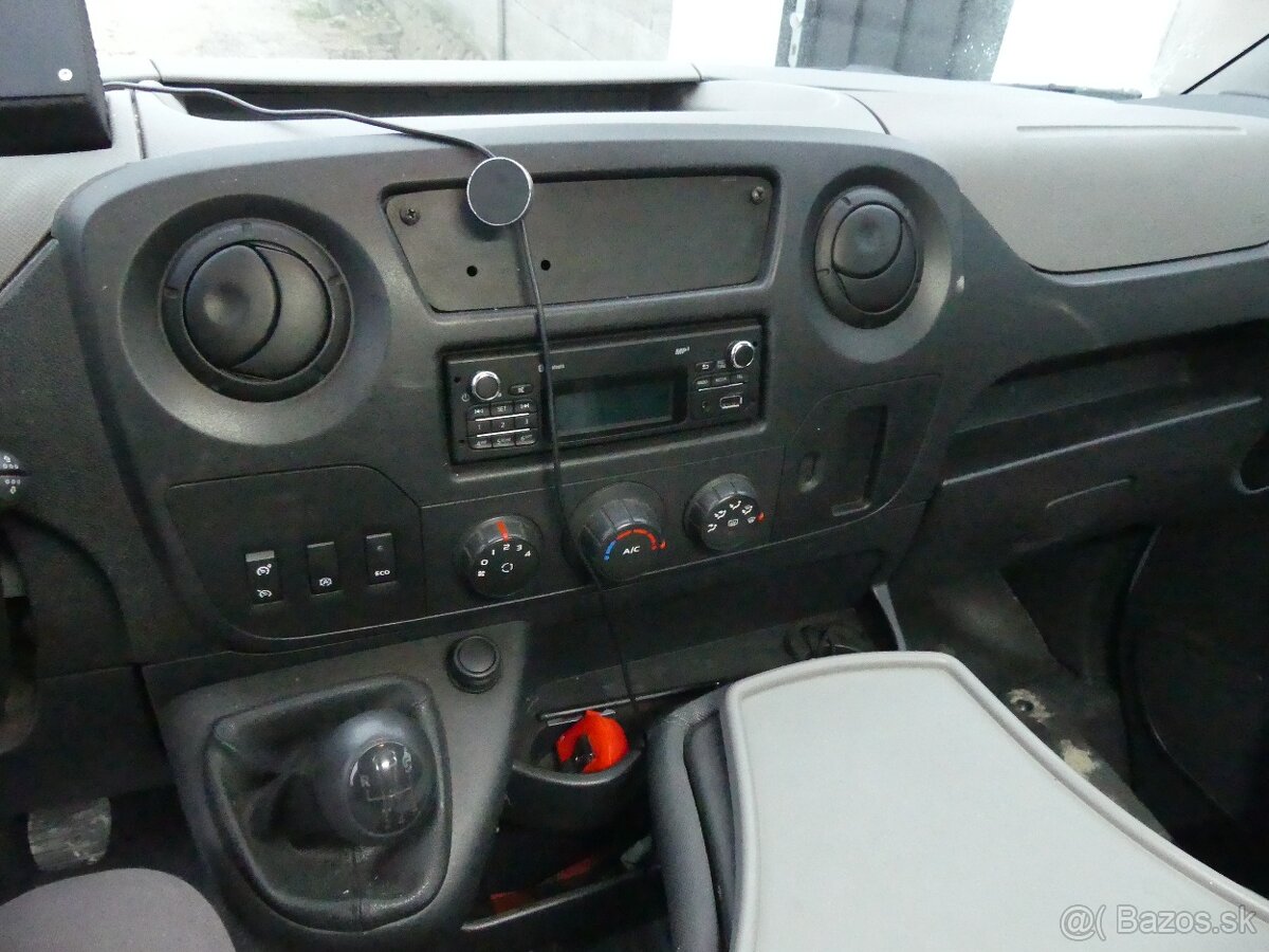 Renault Master 2.3 dCi, dodávka/karavan, 139.000 km - 10
