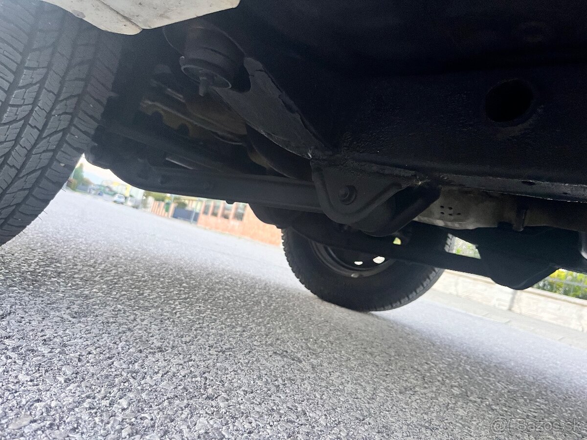 Suzuki Jimny 1.3 16v facelift - 10