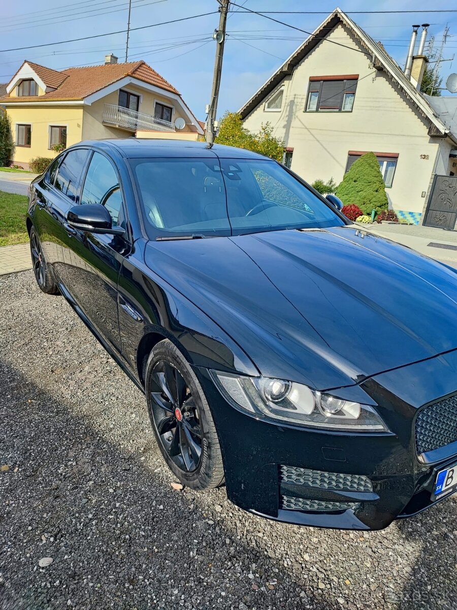 Predám Jaguar XF ,132kw, 10/2018 - 10