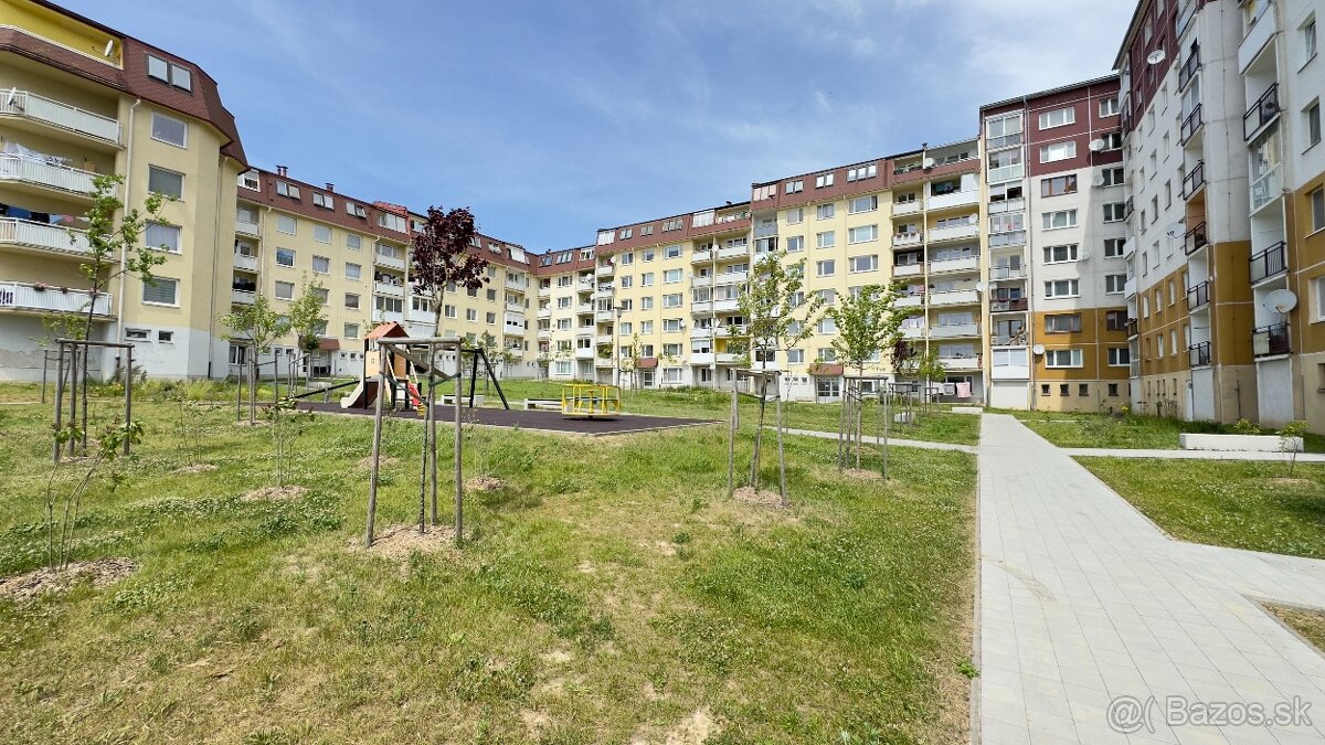 3 izbový priestranný byt sídl. Vinbarg - 10