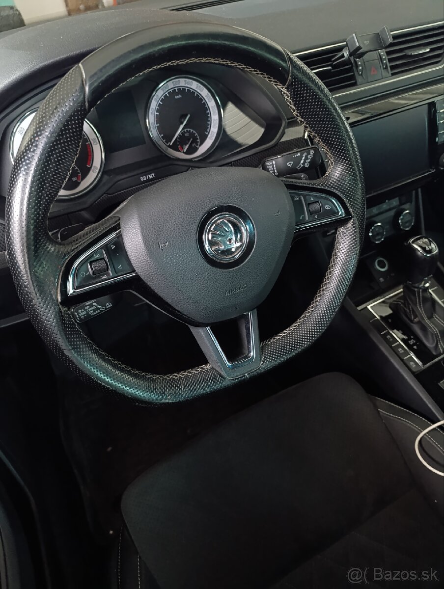 Škoda superb sportline - 10