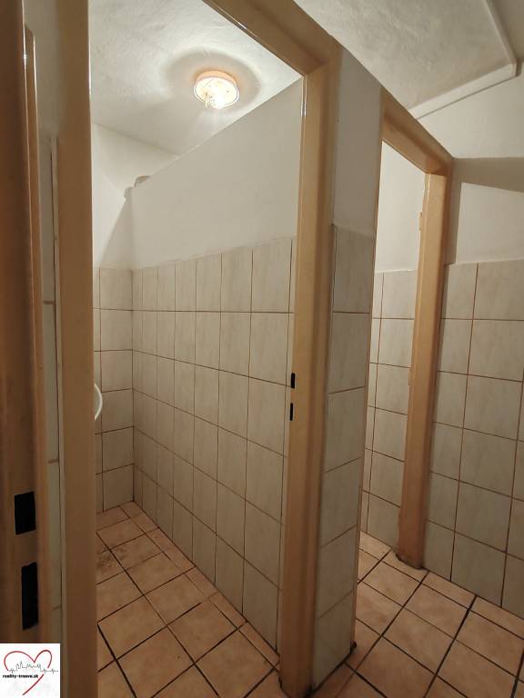 Na prenájom priestory vhodné na sklad aj výrobu - 10