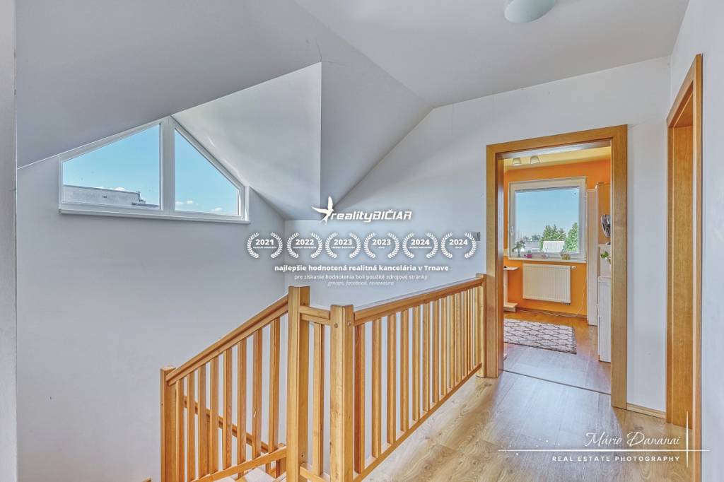 5 izbový poschodový drevodom v obci Cífer - 10