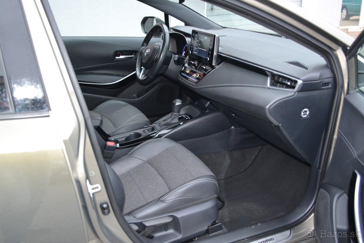 Toyota Corolla Combi 1.8 Hybrid Full LED - 10