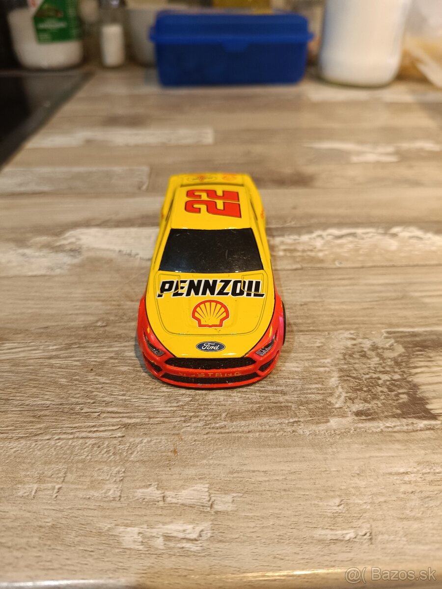 Pretekárske autíčko - 10