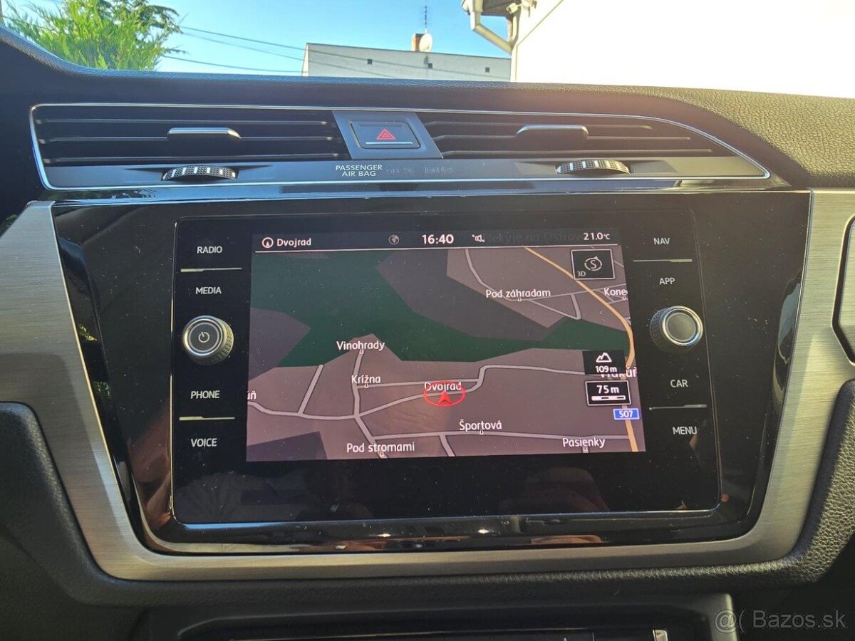 Volkswagen Touran 1.6 TDI SCR 115k Comfortline DSG, Mesačne: - 10