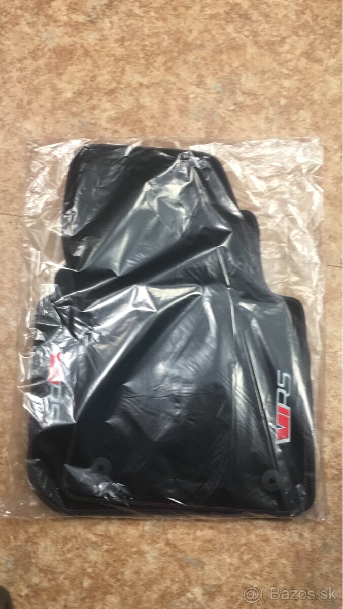 Škoda Kodiaq RS - autokoberce - nepoužité - 10