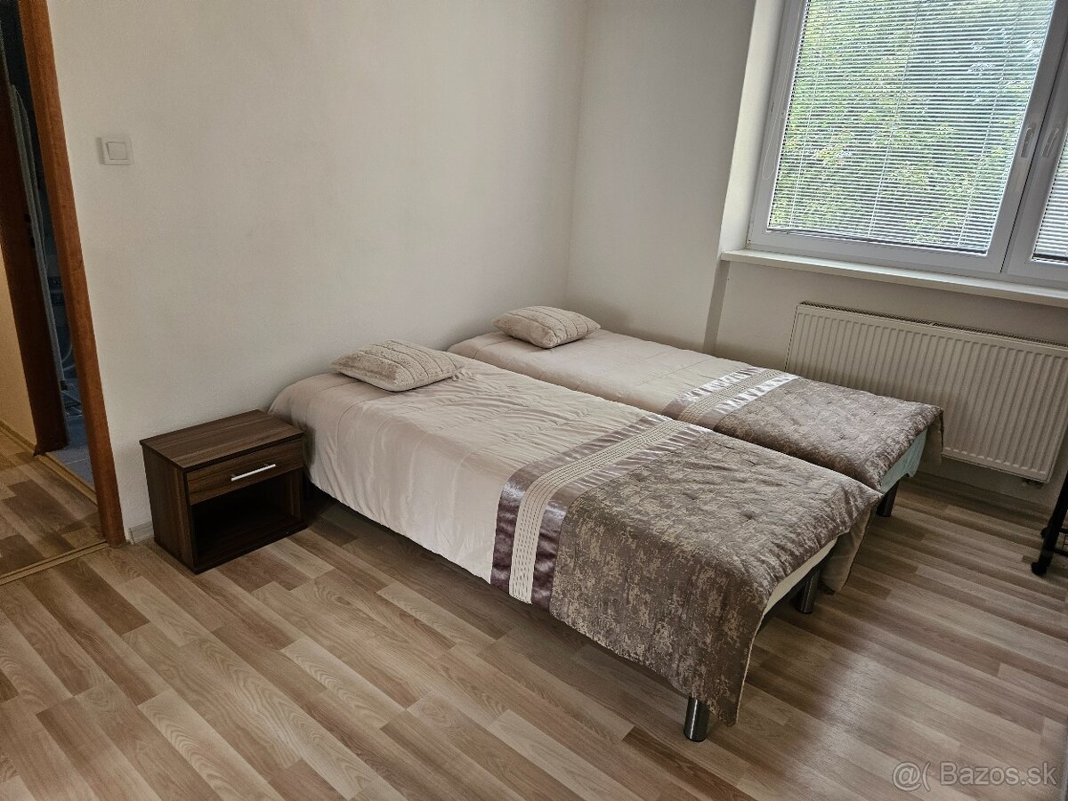 3 izbový byt v centre Michaloviec - 10