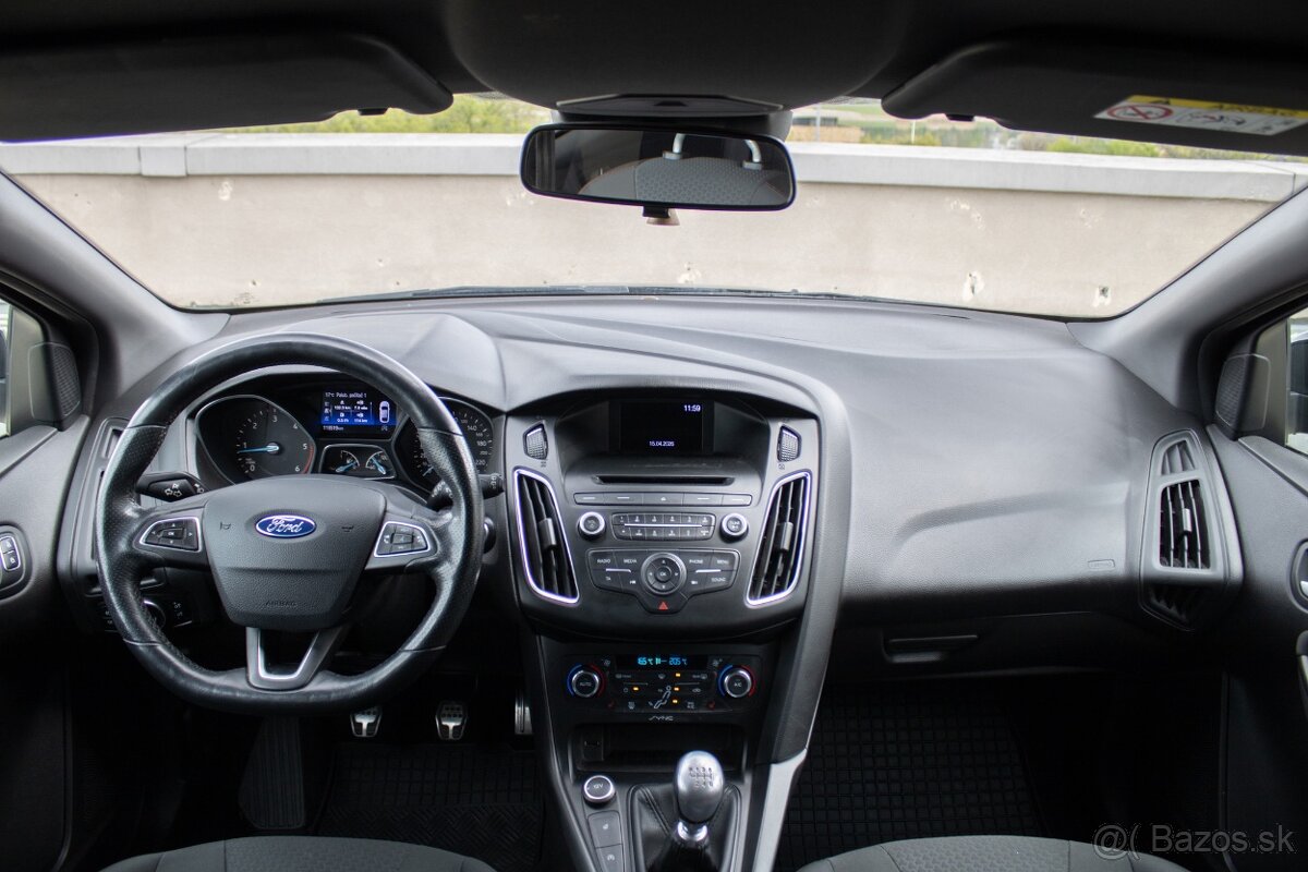 Ford Focus Kombi 1.5 TDCi ST Line - 10