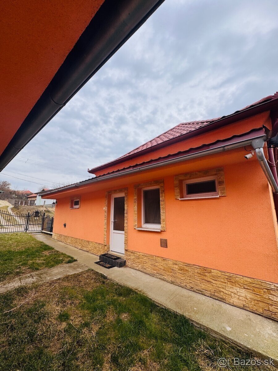 Na predaj 3 izbový rodinný dom, Čechy - 10