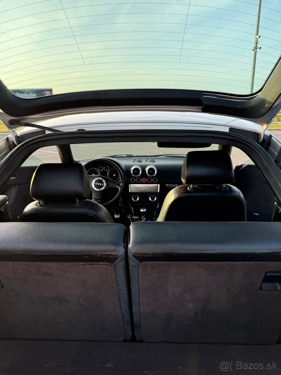 Audi TT Coupé 1.8 T - 10