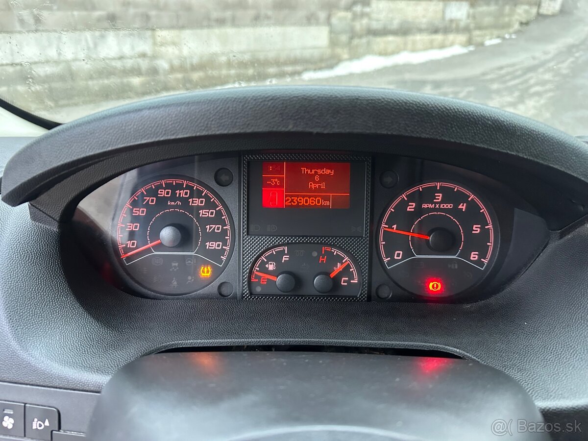 Fiat Ducato 2,3 9miest 2,3 - 10