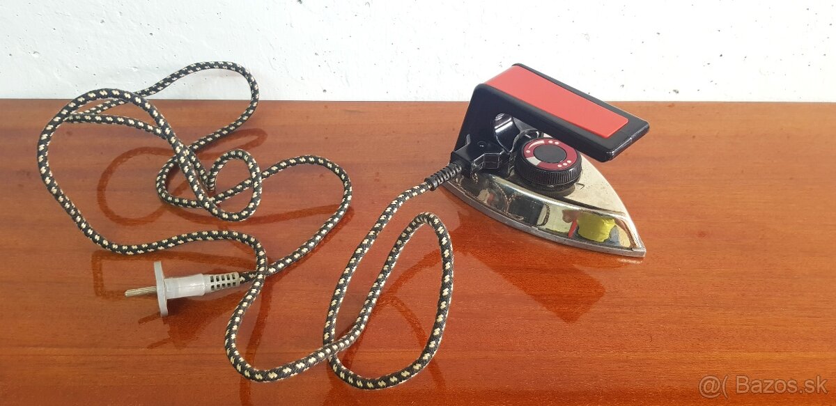 Predám 2ks žehličky - 10