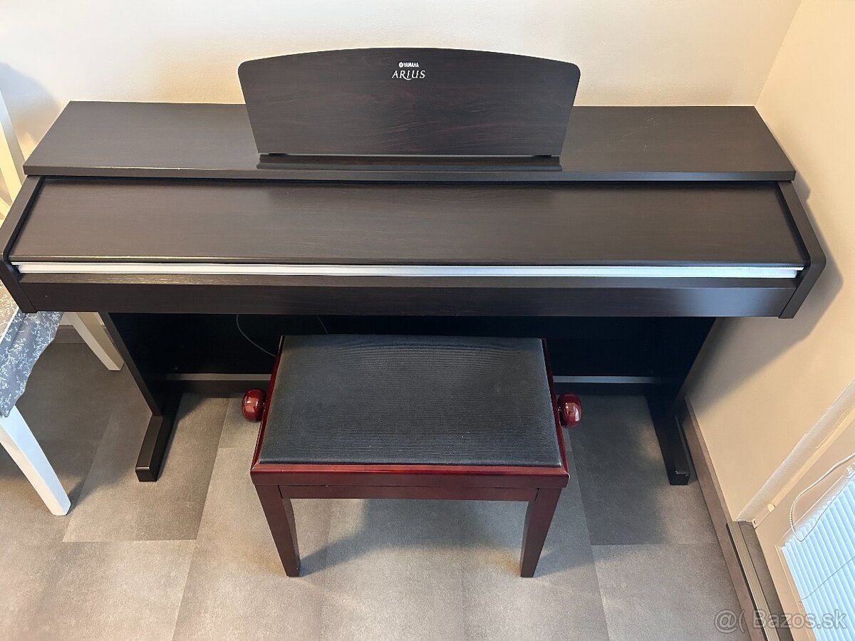 Predám elektrický klavír Yamaha - 10
