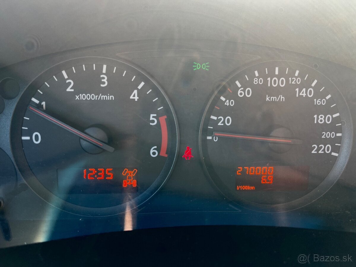 Nissan Navara d40 - 10