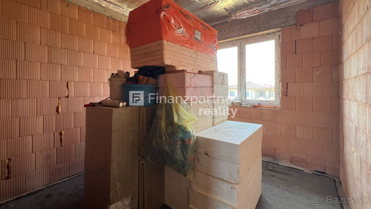 4 izbový rodinný dom, pozemok 600 m², Malý Lapáš, Nitra - 10