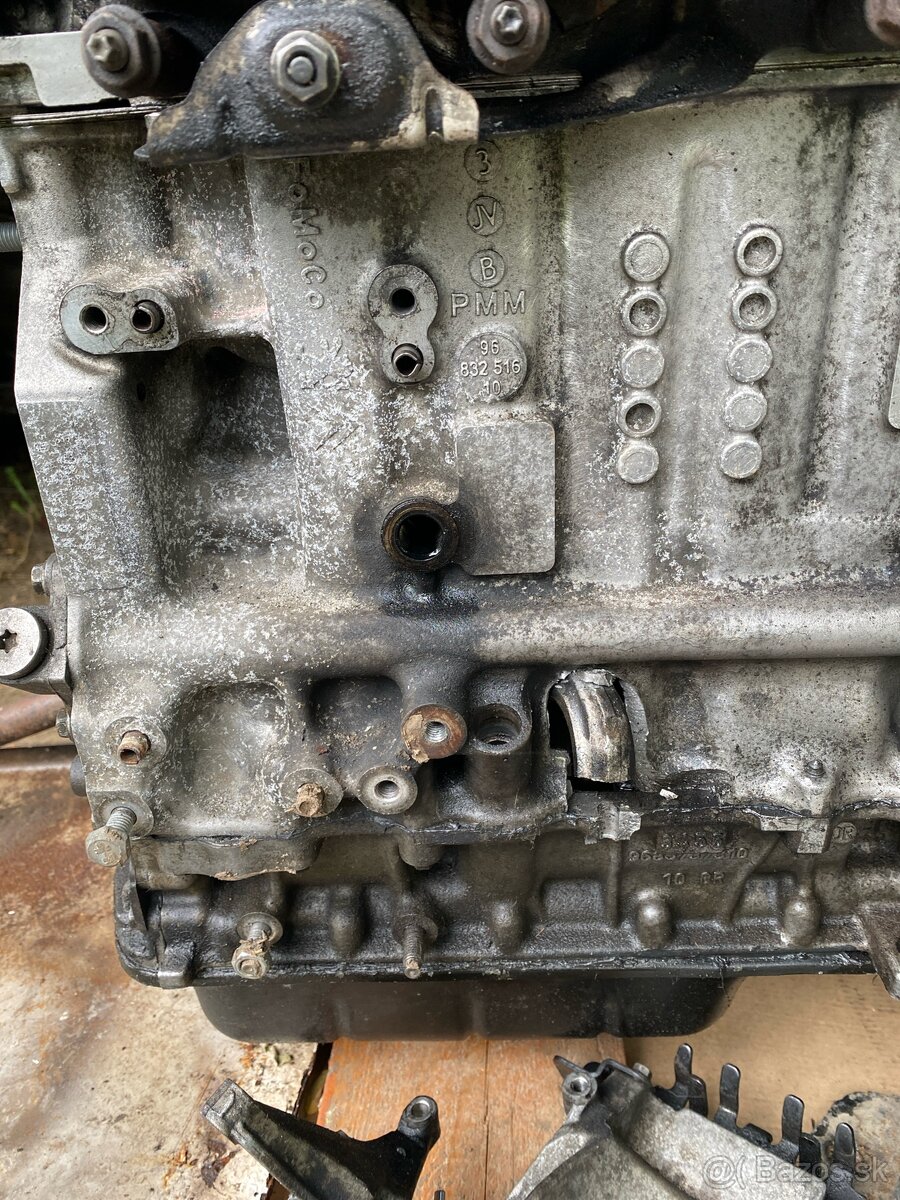 Motor 1.6 HDI 8V kód 9HL - 10