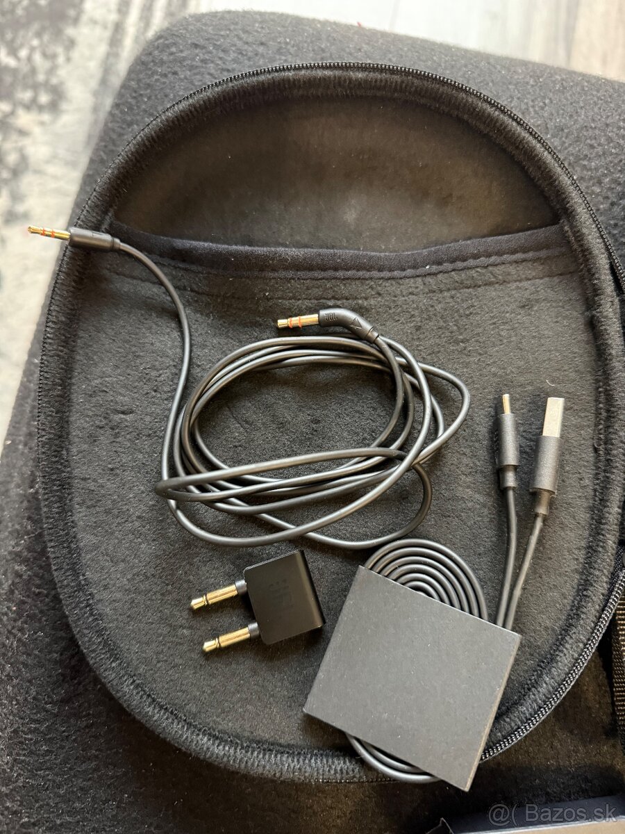 Predám slúchadlá JBL Tour One M2 - 10