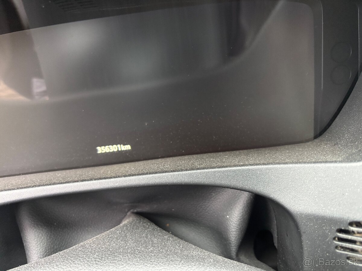 Jaguár F-Pace 3.0 TDV6 - 10