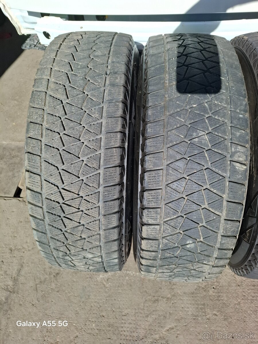 Kia hyundai 215/70r16 5x114,3 - 10