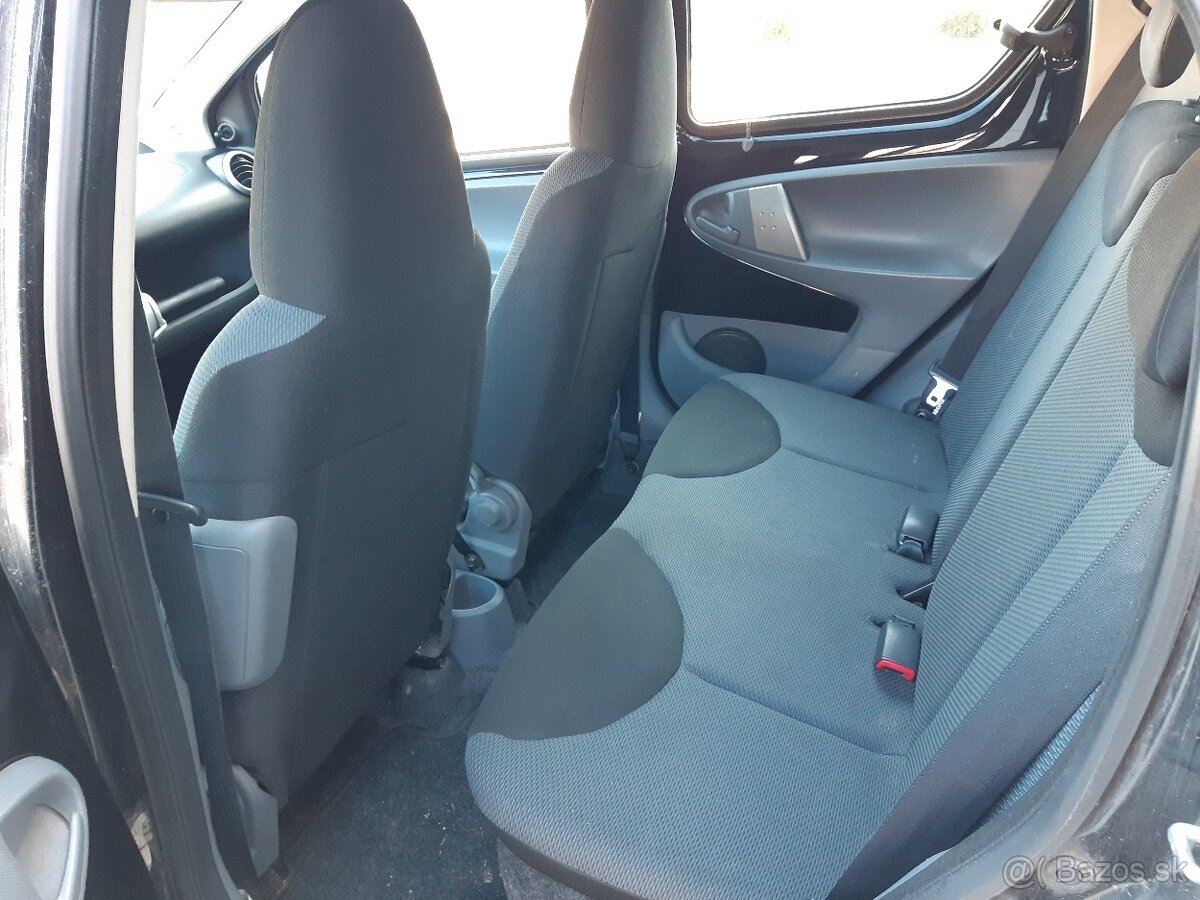 Toyota Aygo 1.0 VVT-i Cool Plus MMT - 10