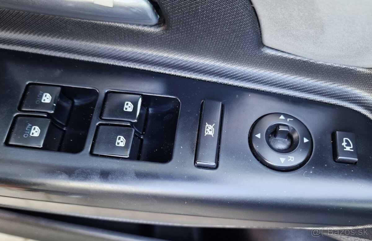 Kia Cee´d 1.6CRDi VGT 115K TX M6 SR 2 majiteľ - 10