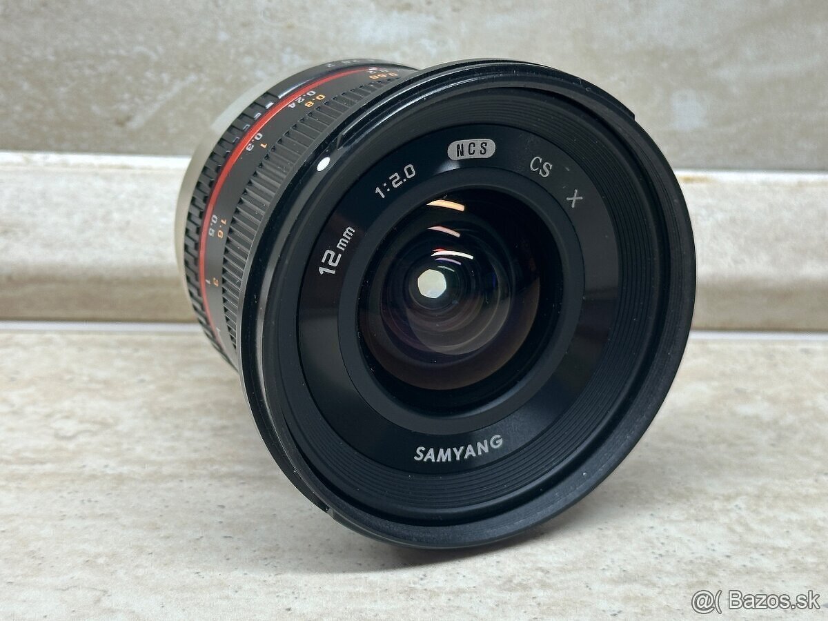 Samyang 12mm f/2 NCS CS Fujifilm X - 10