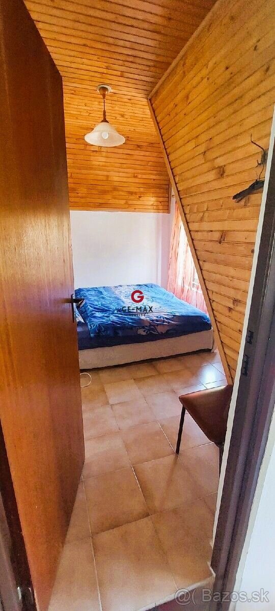 Na predaj murovaná, trojpodlažná chata na Zemplínskej Šírave - 10