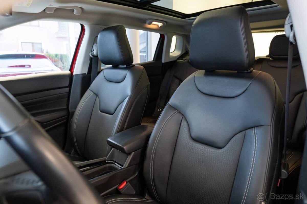 Jeep Compass 1.5 e-Hybrid Summit A/T - 10