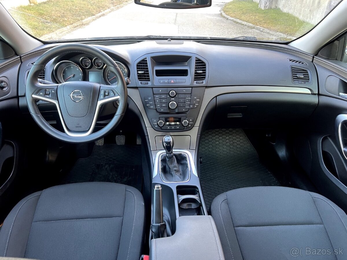 Opel Insignia 2.0 CDTI 130k Edition - 10