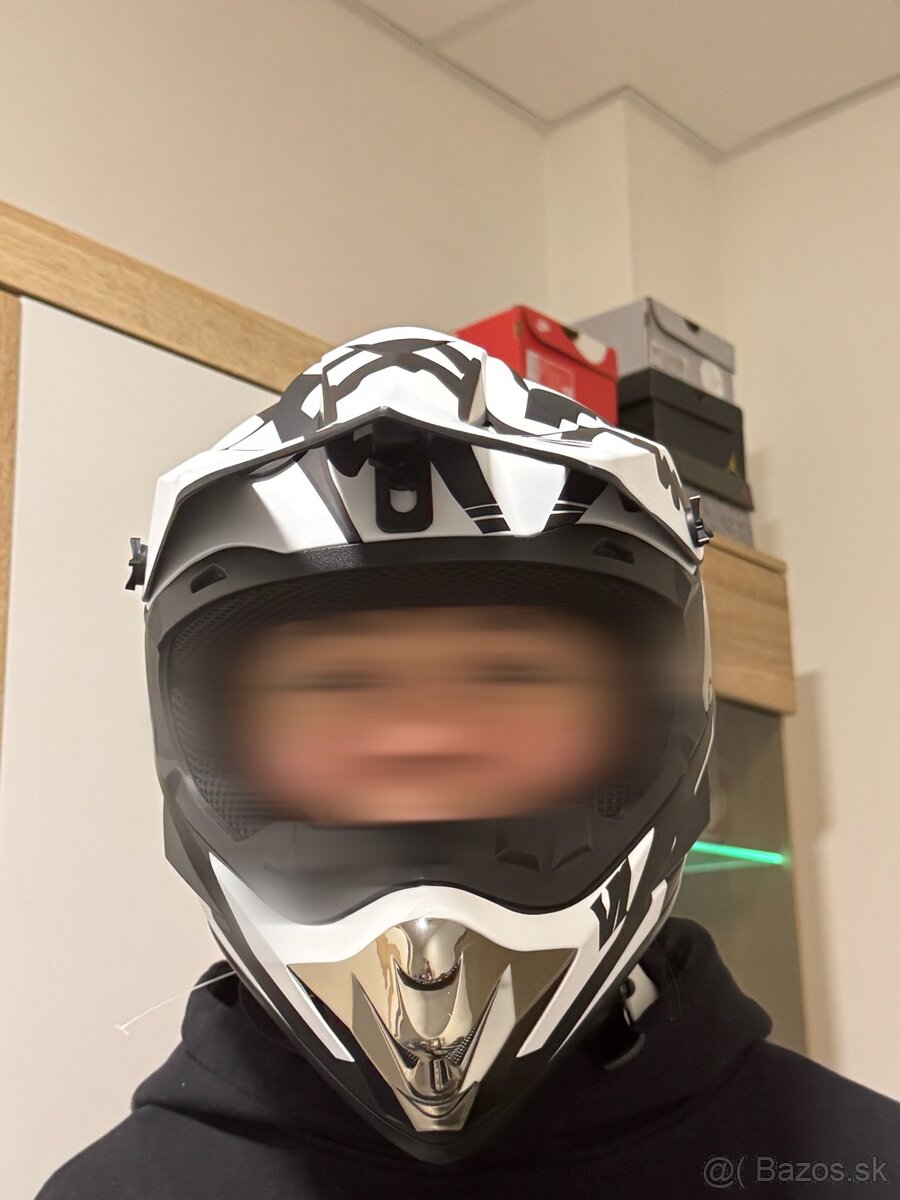 Fox motorkárska prilba - 10