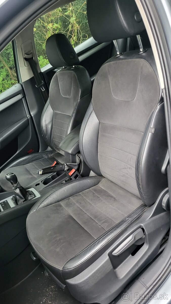 Škoda Octavia 3 1.6TDI Elegance Rozpredám - 10