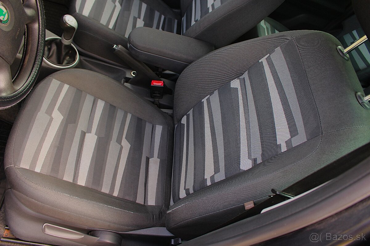 ŠKODA..ROOMSTER...1,2..51KW....BENZIN....2009....154TIS..KM - 10