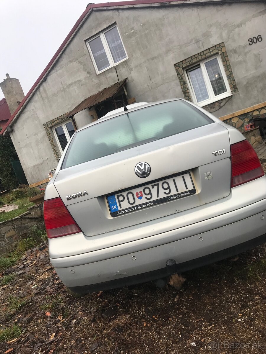 W Bora 1.9tdi 85kw 6q na diely v celku - 10