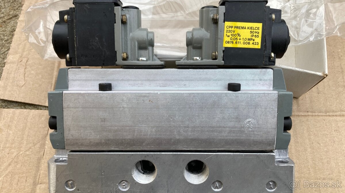 ELEKTROMAGNETICKÉ PNEUMATICKÉ VENTILY - 10